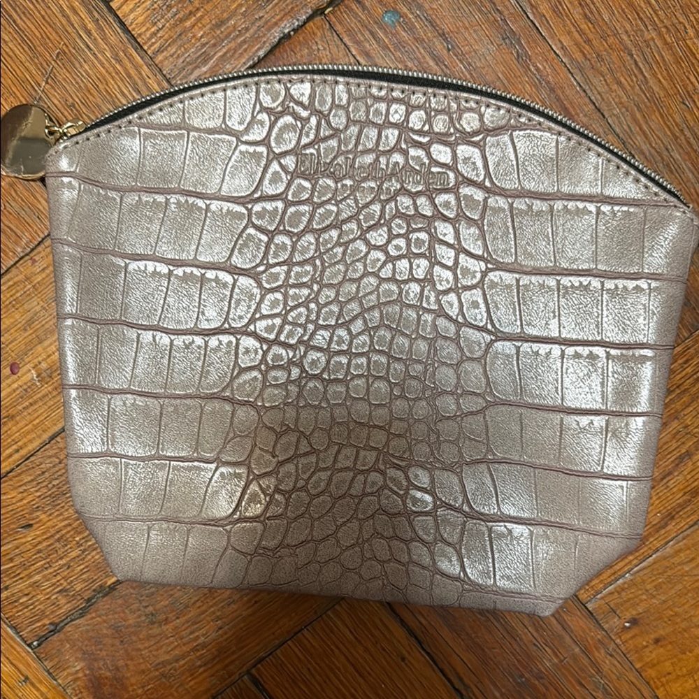 3/$18 Metallic ELIZABETH ARDEN Crocodile Embossed Pouch